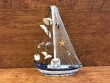 Barco velero de 19 cm. modelo aleatorio