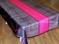 Mantel Antimanchas de Poliéster - Modelo HOJAS PUNTOS - Fucsia